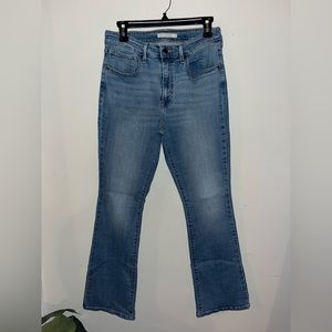 Levi’s 725 high rise bootcut